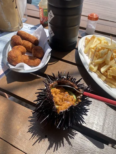Bolinhos artesanais de frutos do mar no Toca da Lontra, Lagoa da Conceição, Florianópolis